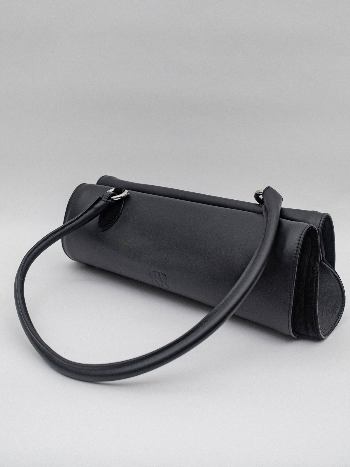 Magnetic long bag | Smooth Nero leather