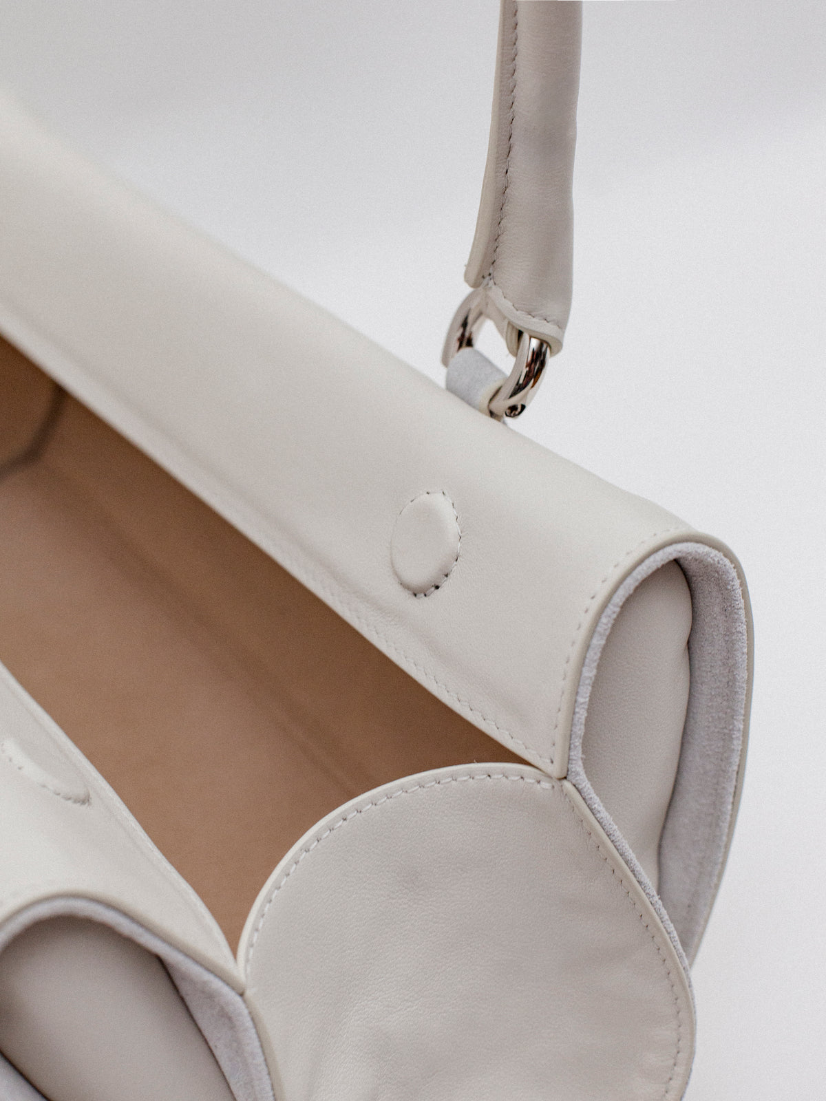 Long Magnetic Bag | Smooth Bianco Leather