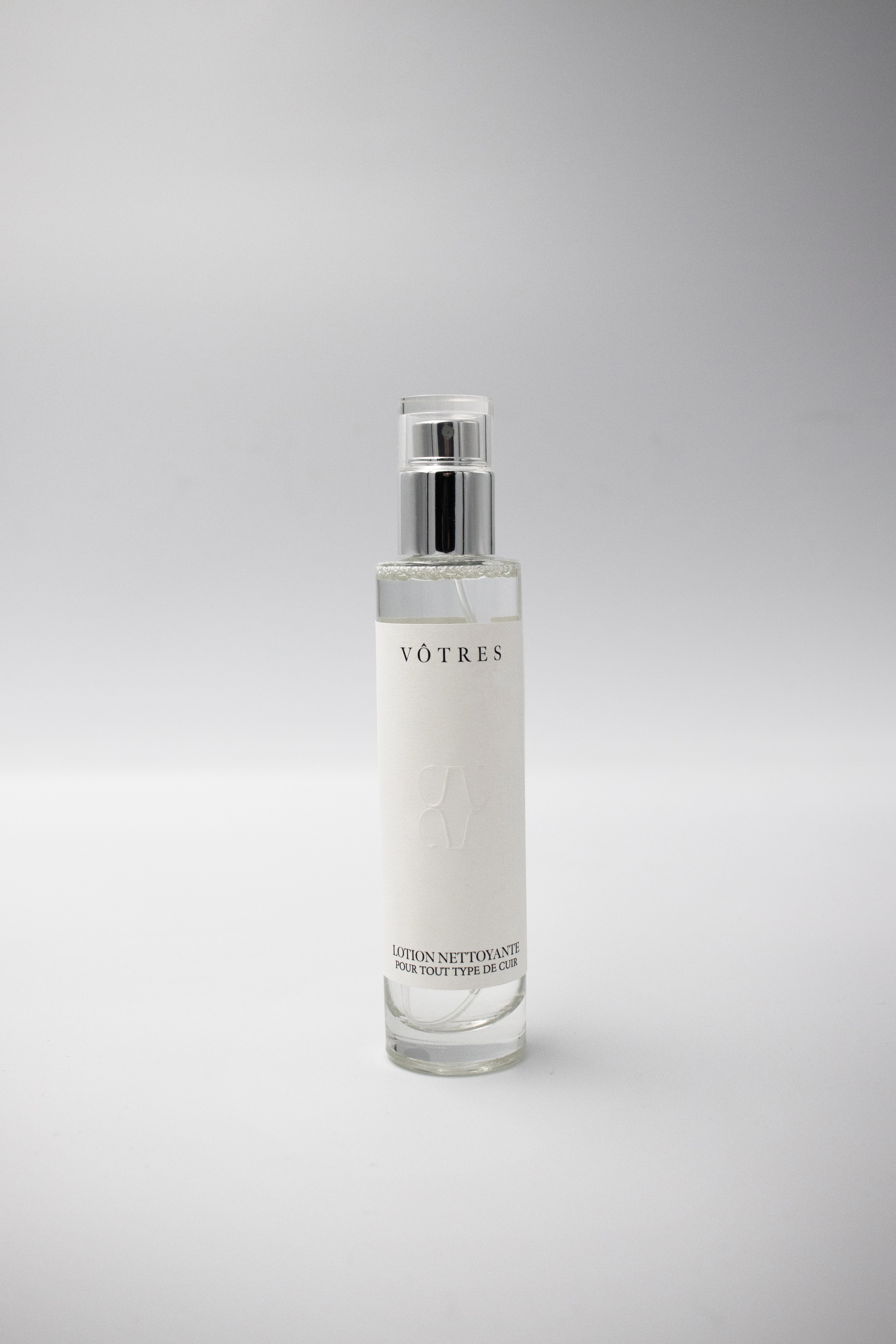 Lotion nettoyante pour tout type de cuir