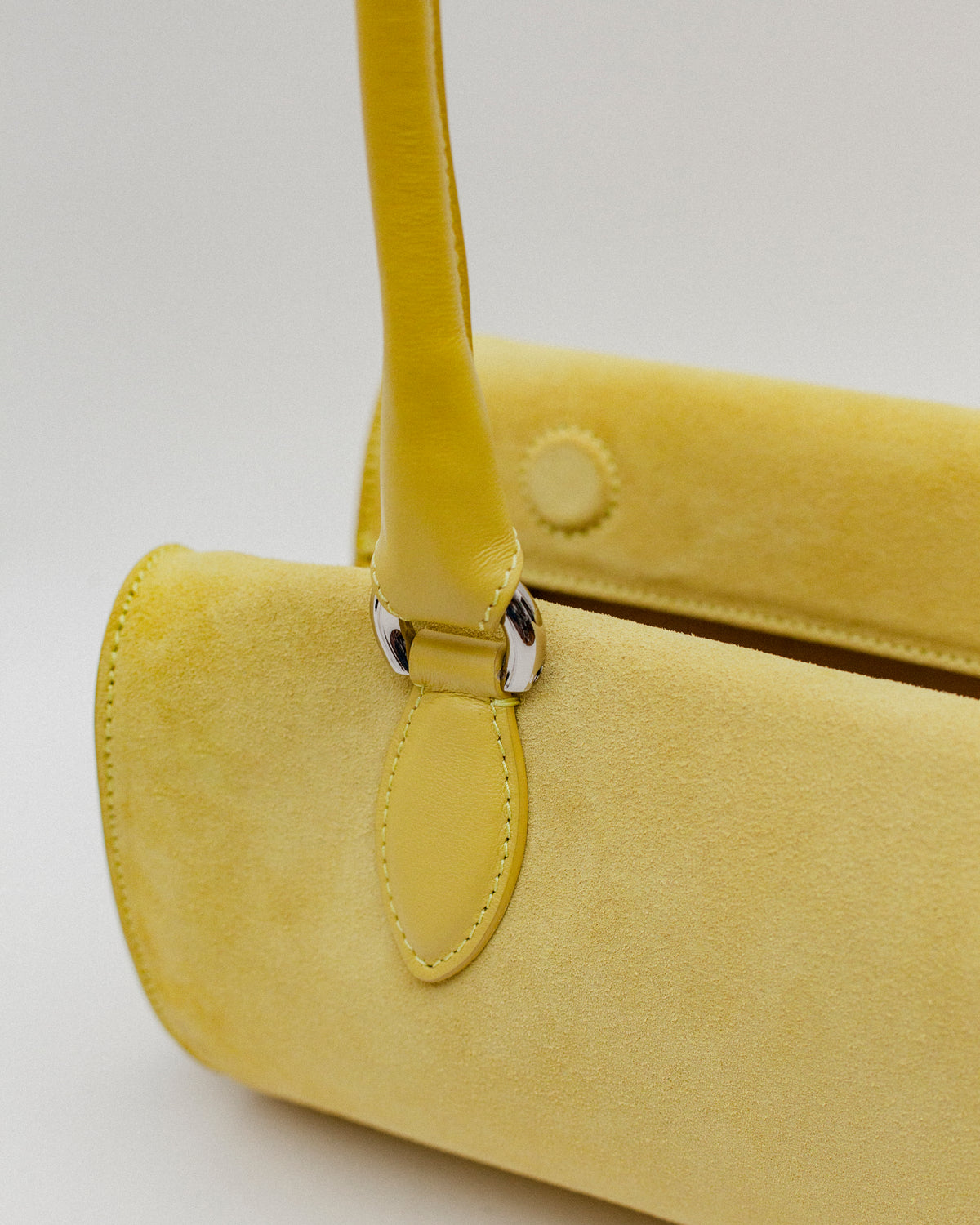 Magnetic Long Bag | Giallo Suede Leather